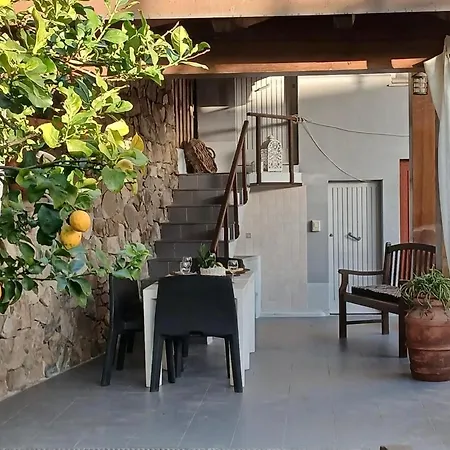 Gigi's Patio, Giardino