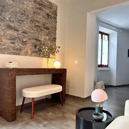 Gigi's Patio, Giardino Apartment